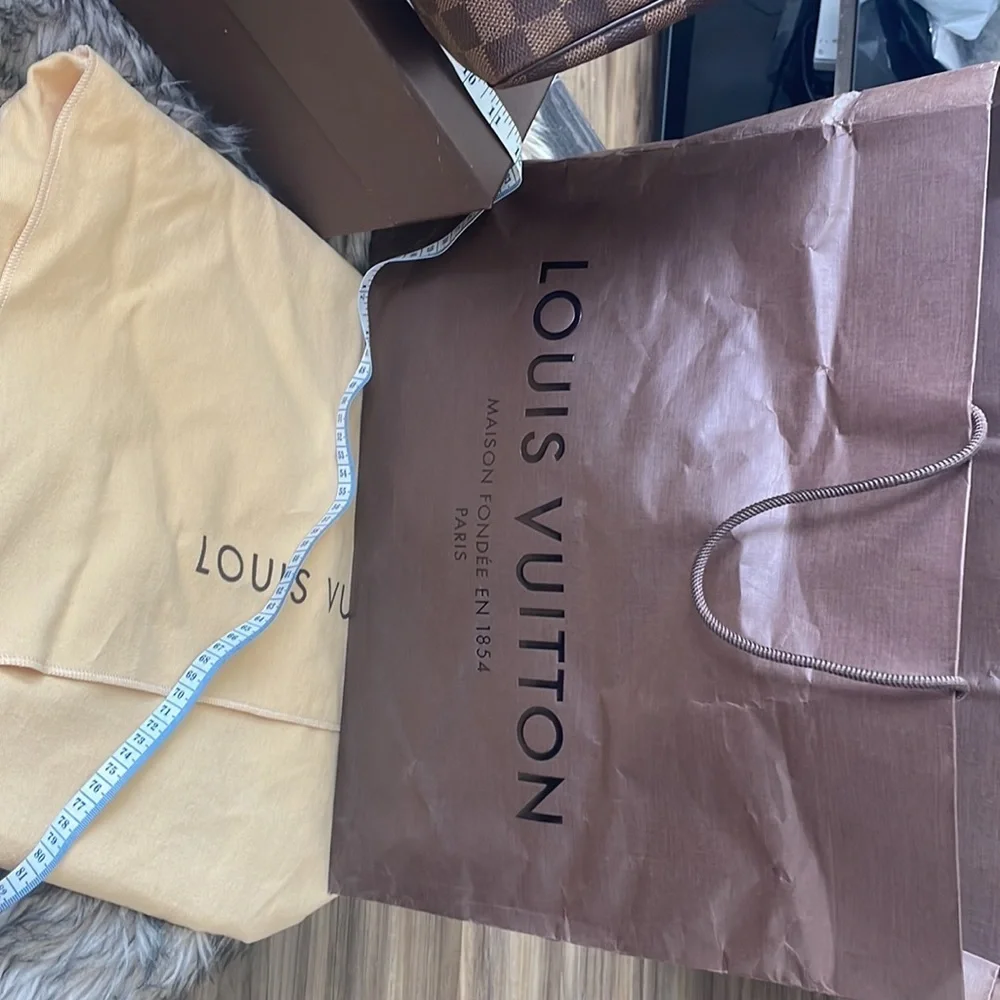Authentic Louis Vuitton Speedy Handbag